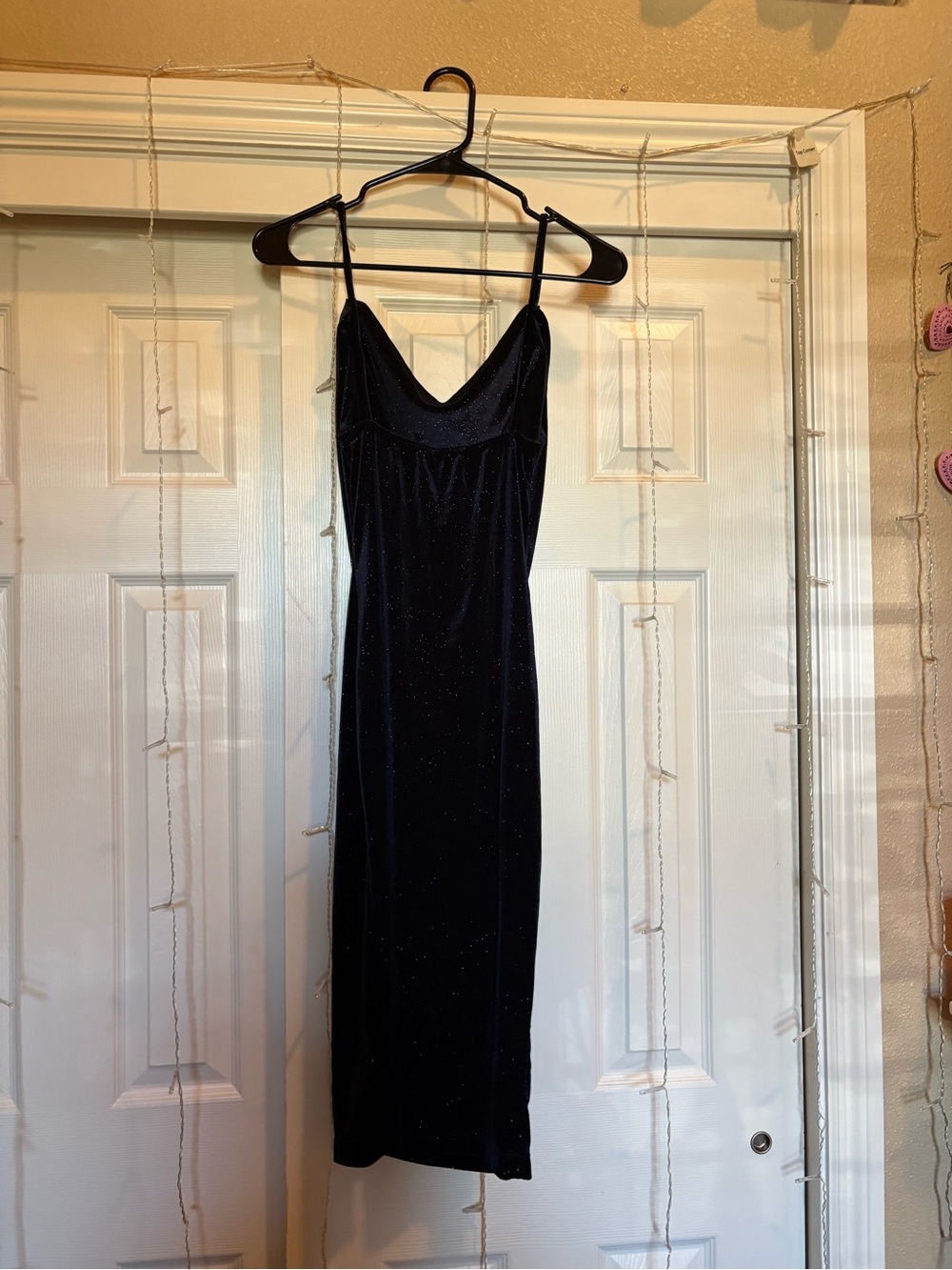 Dark Navy Blue Velvet Spaghetti-Strap Midi Dress